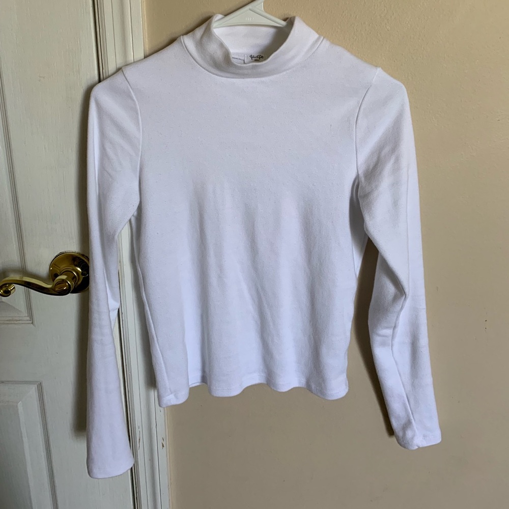 White Brandy Melville Turtleneck